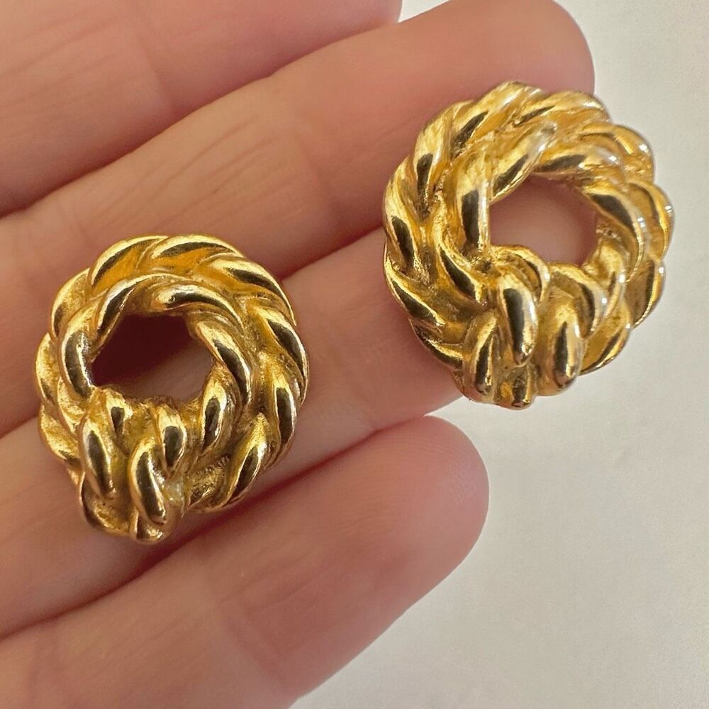 Gold tone vintage  braided circle earrings